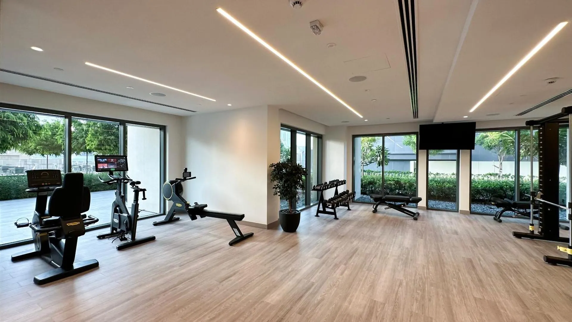 Elegant 1Br With Skyline Views In Downtown Dubai Apartment
