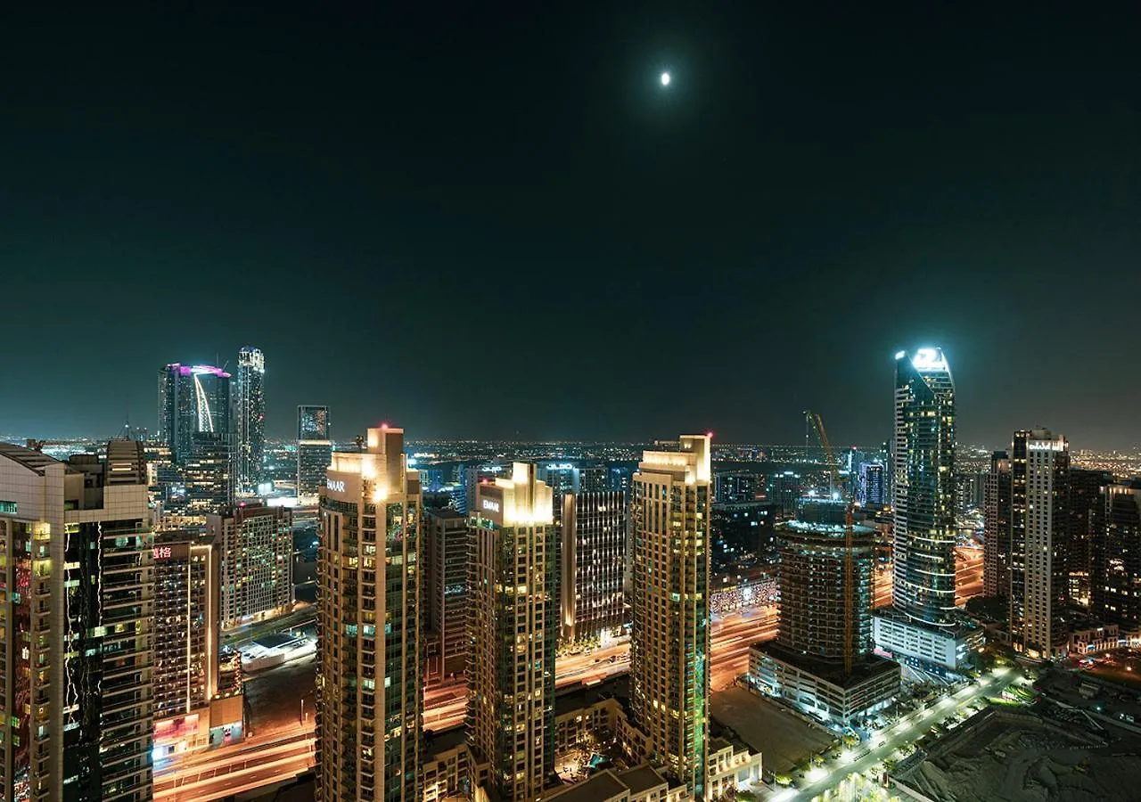 Elegant 1Br With Skyline Views In Downtown Dubai Apartment