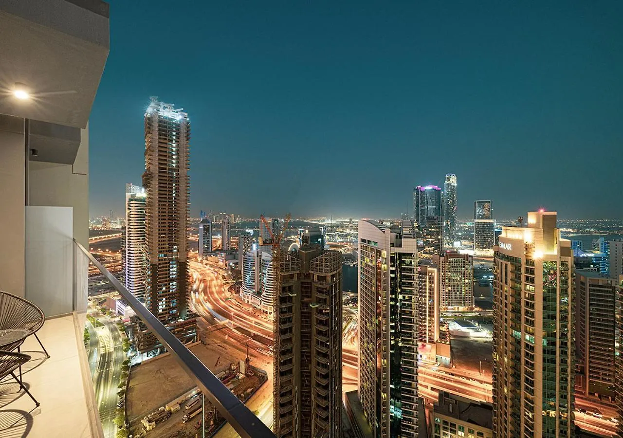 Elegant 1Br With Skyline Views In Downtown Dubai Apartment